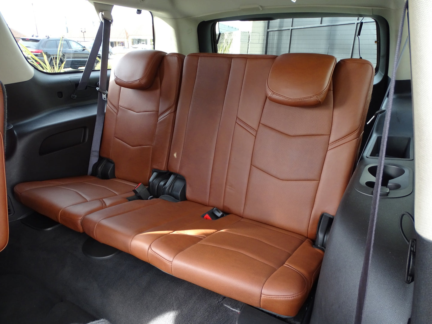 Sapporo CTS Airport Shuttle Private Transfer & Tour Van - Hokkaido - Niseko - Furano - Sapporo - Otaru