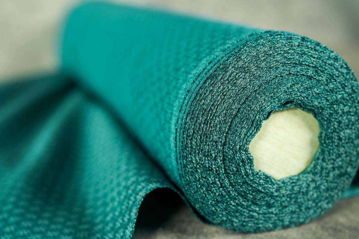 Home Decor, Wall Art, Craft, Remake project - Japanese Kimono Roll 100% Silk - Green