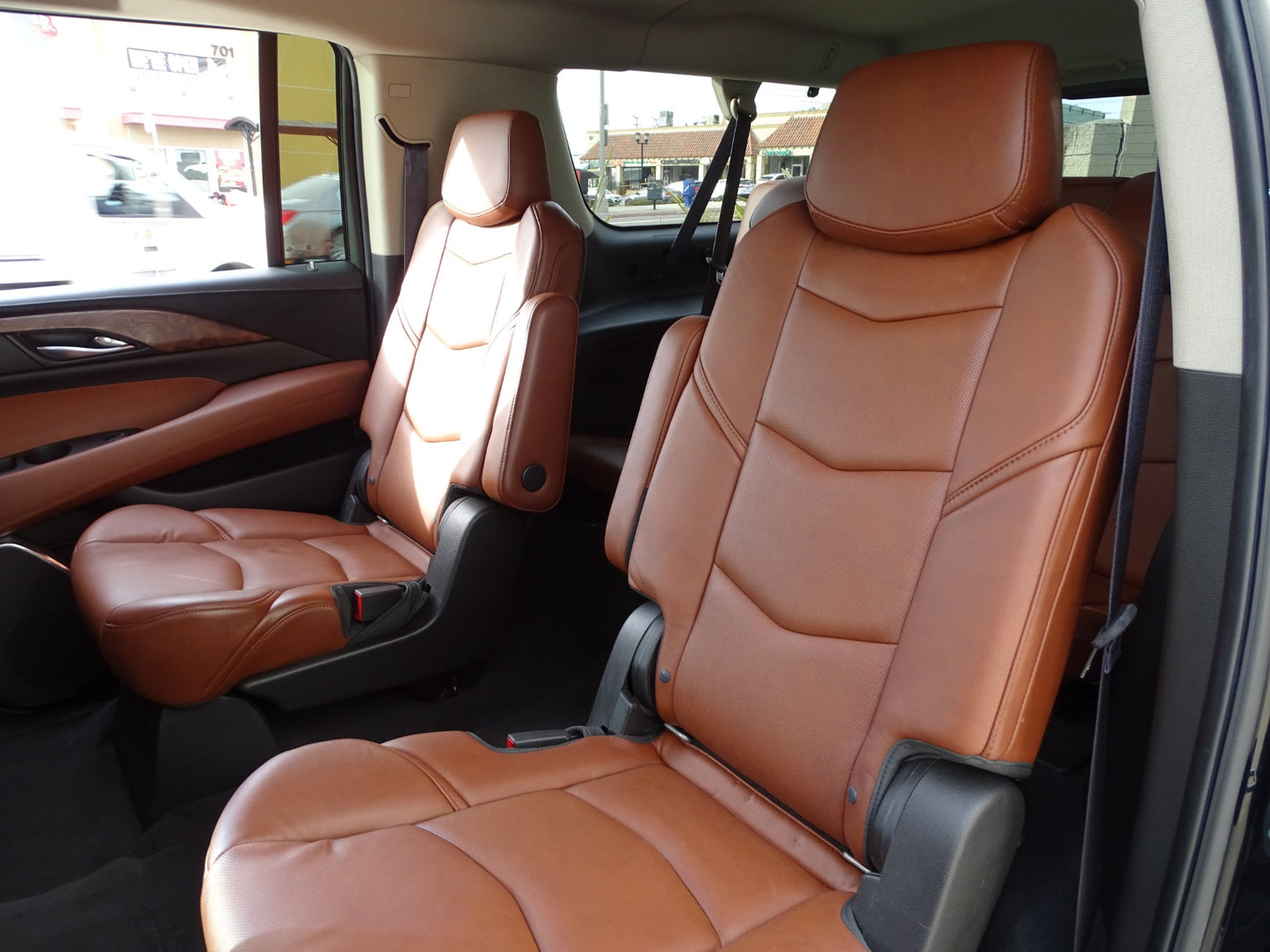 Sapporo CTS Airport Shuttle Private Transfer & Tour Van - Hokkaido - Niseko - Furano - Sapporo - Otaru
