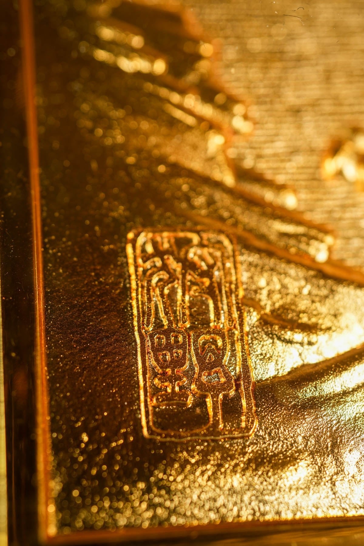 Embark on a journey with this captivating 24K Gold plated Japanese National Treasure Wall Art, showcasing two Oriental Lions inspired by 'Kara Shishi-zu Byobu.' Immerse your Room Decor in the rich symbolism of Oriental Lions, an exquisite choice for Home Decor enthusiasts and Interior Design lovers.