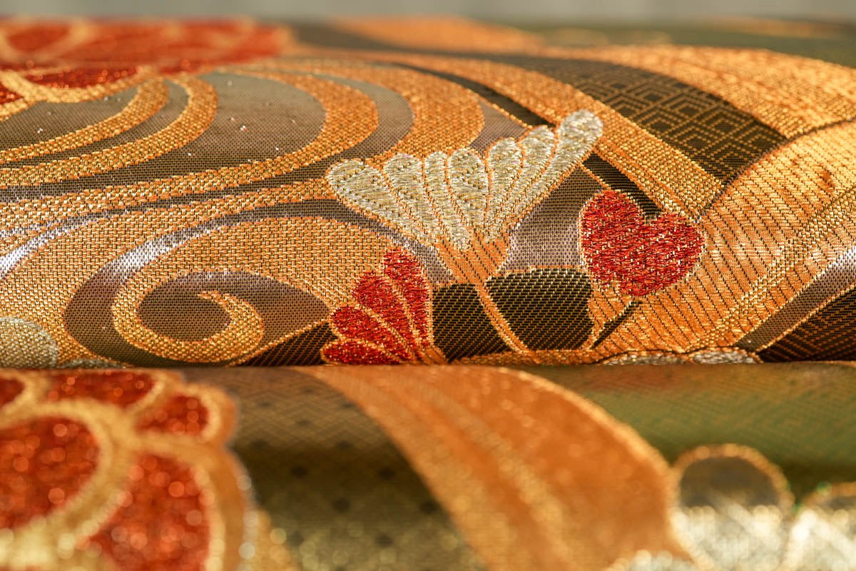 Shop Japan's finest: Vintage Kimono Obis for distinctive home decor styles.