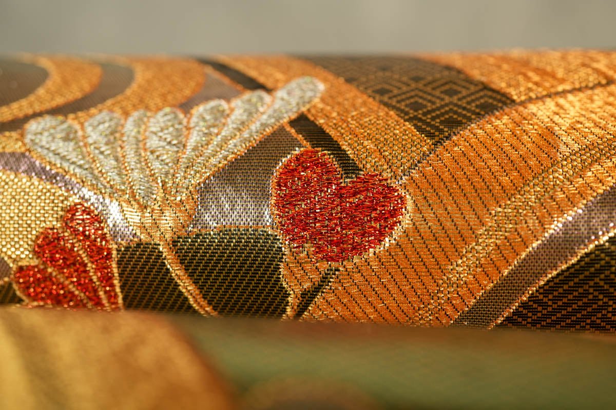 Shop Japan's finest: Vintage Kimono Obis for distinctive home decor styles.