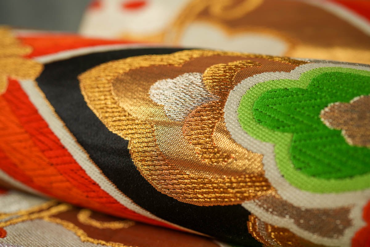 Wall Art, Buy Vintage Japanese Kimono Obi Art for Sale, Luxury home decoration at Affordable Price at SilkCrane.com. Free shipping in the USA.