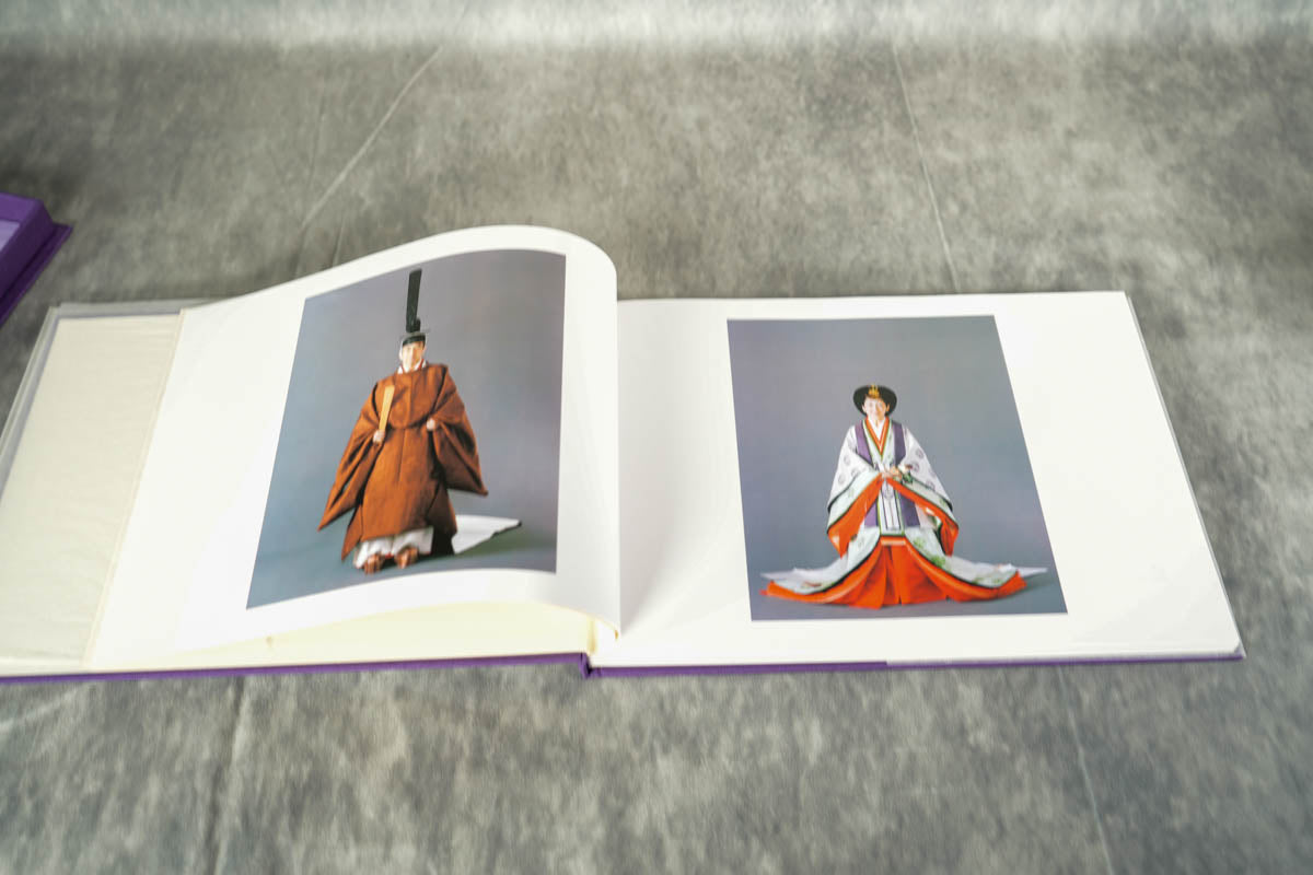 Curate Your Collection with Distinction: Our Premium Collectible Heisei Enthronement Ceremony Commemorative Photo Book. Immerse Yourself in Majestic Moments, Splendid Details, and a Complete Record of the Ceremony. Invest in the Extraordinary Today!
