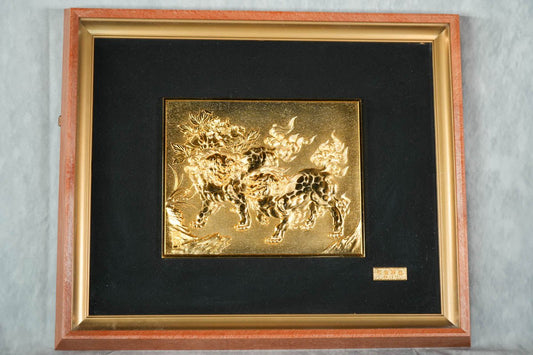 Discover the allure of this 24K Gold plated Japanese National Treasure Wall Art featuring two Oriental Lions inspired by 'Kara Shishi-zu Byobu.
