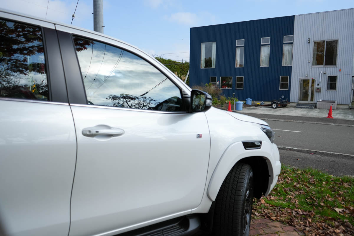 Toyota Hilux 4WD Rental car in Hokkaido - Niseko - Furano - Sapporo