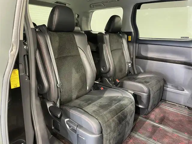 Toyota Alphard Vellfire Van 4WD 6-seater Hokkaido Car Rental - Niseko - Furano - Sapporo